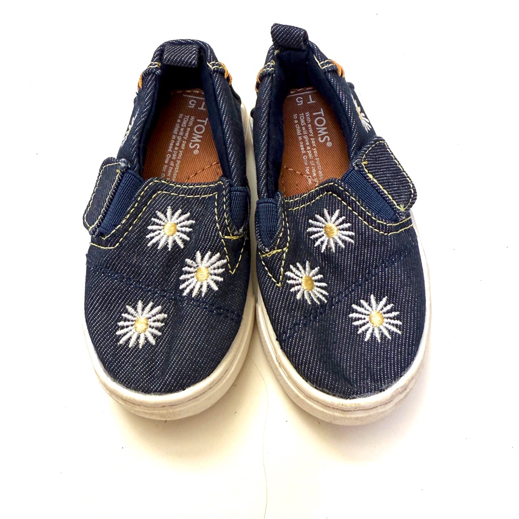 Toms Toddler Girl Size 5t Denim Slip-On Shoes With Daisies